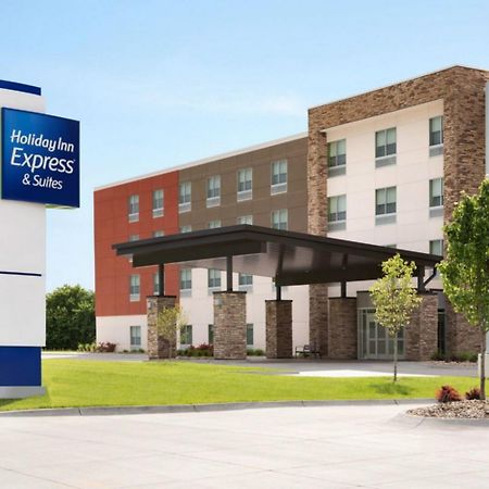 Holiday Inn Express & Suites - San Jose Airport, An Ihg Hotel Exterior photo